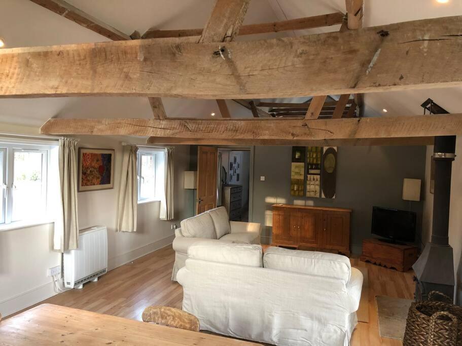 The Cowshed Apartment Солсбъри Екстериор снимка