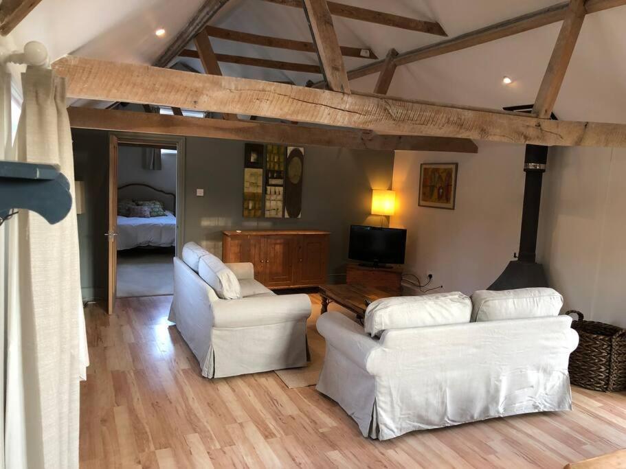 The Cowshed Apartment Солсбъри Екстериор снимка